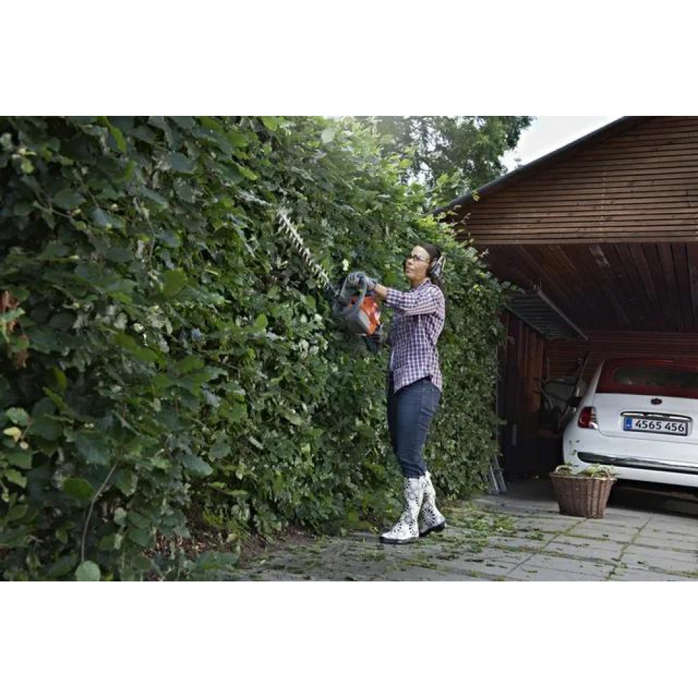 Spalinowe nożyce do żywopłotu HUSQVARNA 122HD60 Spalinowe nożyce do żywopłotu HUSQVARNA 122HD60