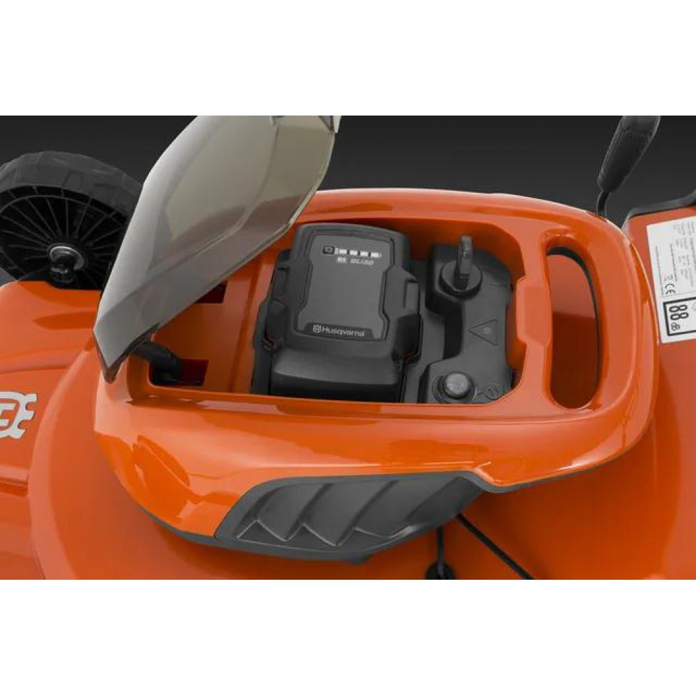 Kosiarka akumulatorowa HUSQVARNA LC 142i z akumulatorem i ładowarką Kosiarka akumulatorowa HUSQVARNA LC 142i z akumulatorem i ładowarką